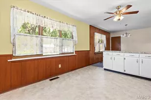 1001 Wilmington Dr, Saint Charles, MO 63301 - Photo 8