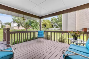 358 Carriage Trail Ct, O'Fallon, MO 63368 - Photo 28