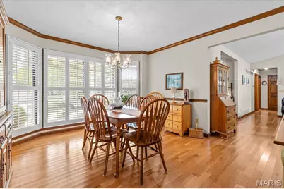 358 Carriage Trail Court, O'Fallon, MO 63368 - Photo 8