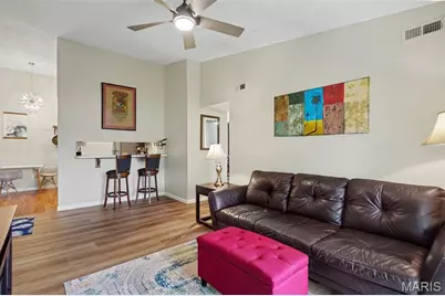 3114 Edwards Place #303, Maryland Heights, MO 63043 - Photo 6