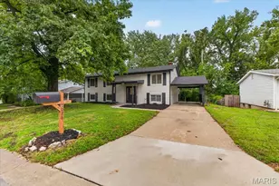 2026 Dawson Dr, Saint Charles, MO 63301 - Photo 2