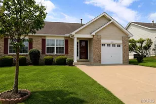 1289 Summergate Pkwy, Saint Peters, MO 63303 - Photo 1