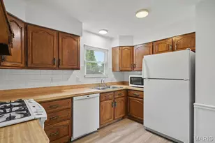 11247 Fawnhaven Dr, Saint Louis, MO 63126 - Photo 6