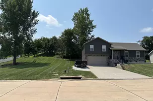 1025 Wrigley Cir, Warrenton, MO 63383 - Photo 2