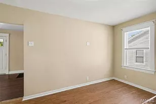 9421 Chester Ave, Woodson Terrace, MO 63114 - Photo 6