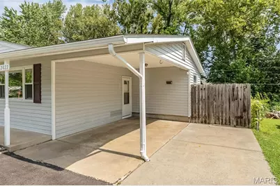 2022 Dawson Drive, Saint Charles, MO 63301 - Photo 4