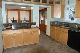9043 Kathleen Ave, Wilbur Park, MO 63123 - Photo 6