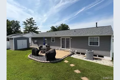 504 Briscoe Avenue, O'Fallon, MO 63366 - Photo 2