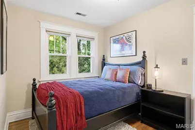7429 Amherst Avenue, University City, MO 63130 - Photo 16