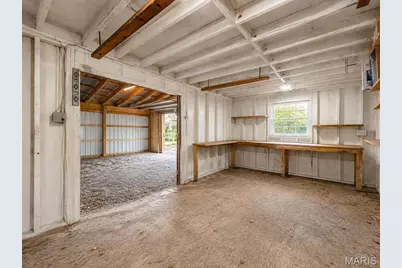 8895 Victoria Ln, French Village, MO 63036 - Photo 20
