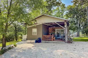 8895 Victoria Ln, French Village, MO 63036 - Photo 16