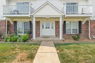 254 Carriage Ct, Washington, MO 63090 - Photo 2