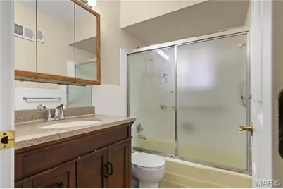 1043 Midland Boulevard, University City, MO 63130 - Photo 14