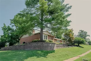 405 Brass Lamp Dr, Ballwin, MO 63011 - Photo 4