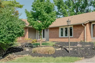 405 Brass Lamp Drive, Ballwin, MO 63011 - Photo 2