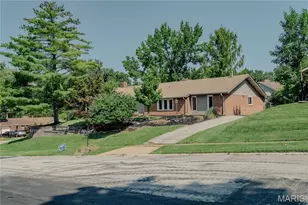 405 Brass Lamp Dr, Ballwin, MO 63011 - Photo 8