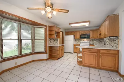 3406 Ludlow Avenue, Bridgeton, MO 63044 - Photo 6