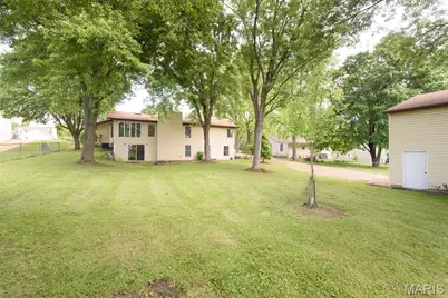 3406 Ludlow Avenue, Bridgeton, MO 63044 - Photo 22