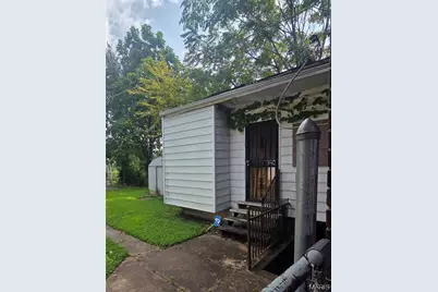 4705 Kossuth Avenue, Saint Louis, MO 63115 - Photo 2