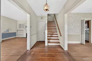 618 S Rock Hill Rd, Webster Groves, MO 63119 - Photo 2