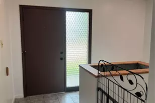 7 Armitage Dr, Saint Peters, MO 63376 - Photo 2