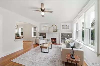 4945 Sutherland Avenue, Saint Louis, MO 63109 - Photo 2