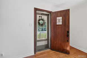 608 Ellwine Dr, Saint Louis, MO 63125 - Photo 12