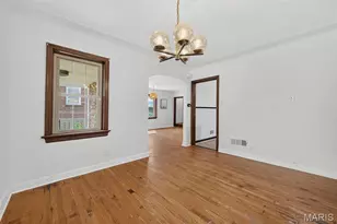 608 Ellwine Dr, Saint Louis, MO 63125 - Photo 20