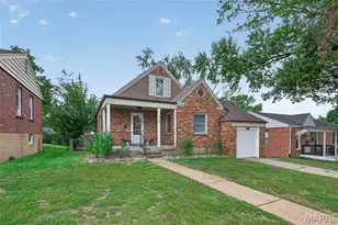 608 Ellwine Dr, Saint Louis, MO 63125 - Photo 4