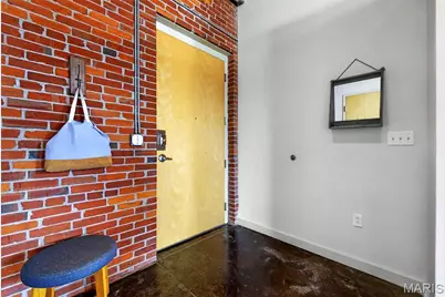 721 N 17th #202, Saint Louis, MO 63103 - Photo 2