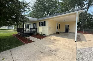203 Wildcat Pride Dr, Cuba, MO 65453 - Photo 2