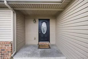 454 Honeysuckle Creek Dr, Wentzville, MO 63385 - Photo 4
