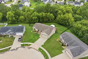 454 Honeysuckle Creek Dr, Wentzville, MO 63385 - Photo 28
