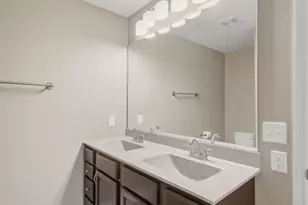 454 Honeysuckle Creek Dr, Wentzville, MO 63385 - Photo 20