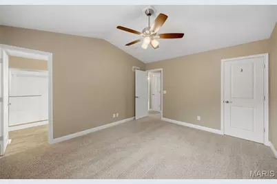 454 Honeysuckle Creek Drive, Wentzville, MO 63385 - Photo 18