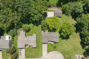 416 Loiselaine Dr, O'Fallon, MO 63366 - Photo 4