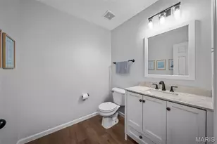 2018 Village Glen Dr, Wentzville, MO 63385 - Photo 18