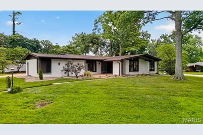 401 Andover Lane, Ballwin, MO 63011 - Photo 1