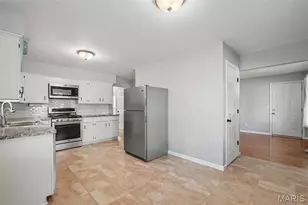 712 Stafford St, Washington, MO 63090 - Photo 12