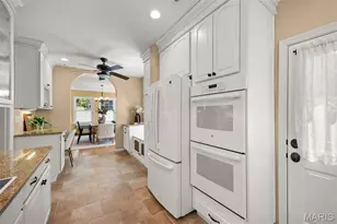 539 N Central Ave, University City, MO 63130 - Photo 10