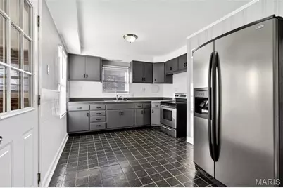 4605 Nelson Drive, Northwoods, MO 63121 - Photo 8