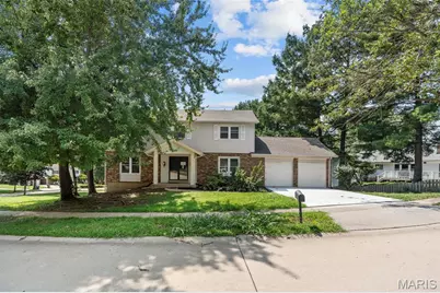 12045 Bridal Shire Court, Saint Louis, MO 63146 - Photo 2
