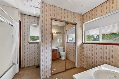 5512 Kerth Road, Saint Louis, MO 63128 - Photo 24
