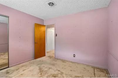 763 Questover Lane, Saint Louis, MO 63141 - Photo 22