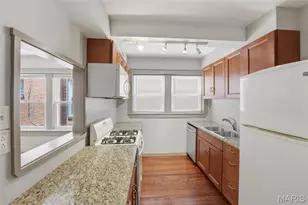 4555 Shenandoah Ave, Saint Louis, MO 63110 - Photo 10