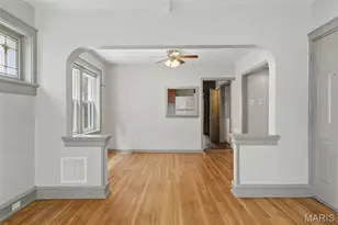4555 Shenandoah Ave, Saint Louis, MO 63110 - Photo 8