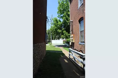2007 California Avenue #A, Saint Louis, MO 63104 - Photo 30