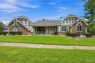 12 Miraclair Dr, Florissant, MO 63031 - Photo 2