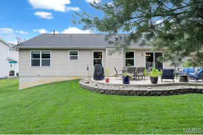 211 Discovery Village Circle, Wentzville, MO 63385 - Photo 44