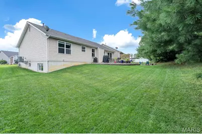211 Discovery Village Circle, Wentzville, MO 63385 - Photo 46